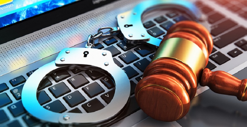 پلیس فتا - مزارعی وکیل شیراز - بهترین وکیل شیراز مزارعی - وکیل خوب شیراز مزارعی - محمدرضا مزارعی فرد بهترین وکیل جرایم اینترنتی شیراز